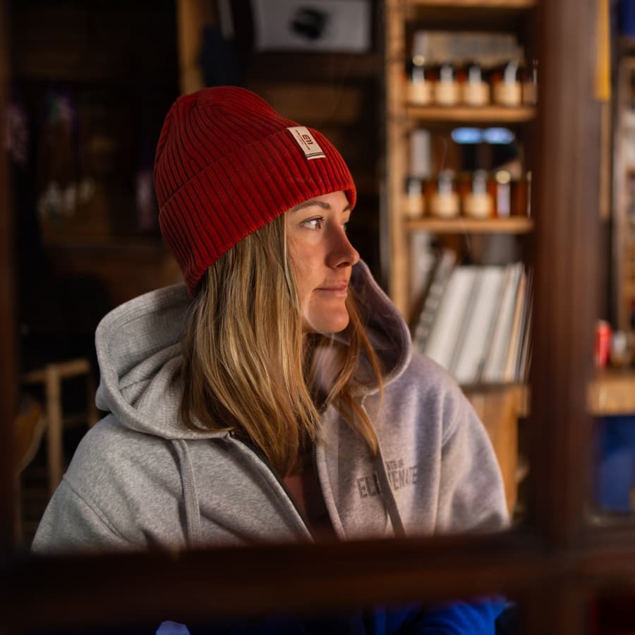 w_authentic_hood_-c-martinolson-6821_6716_jpg