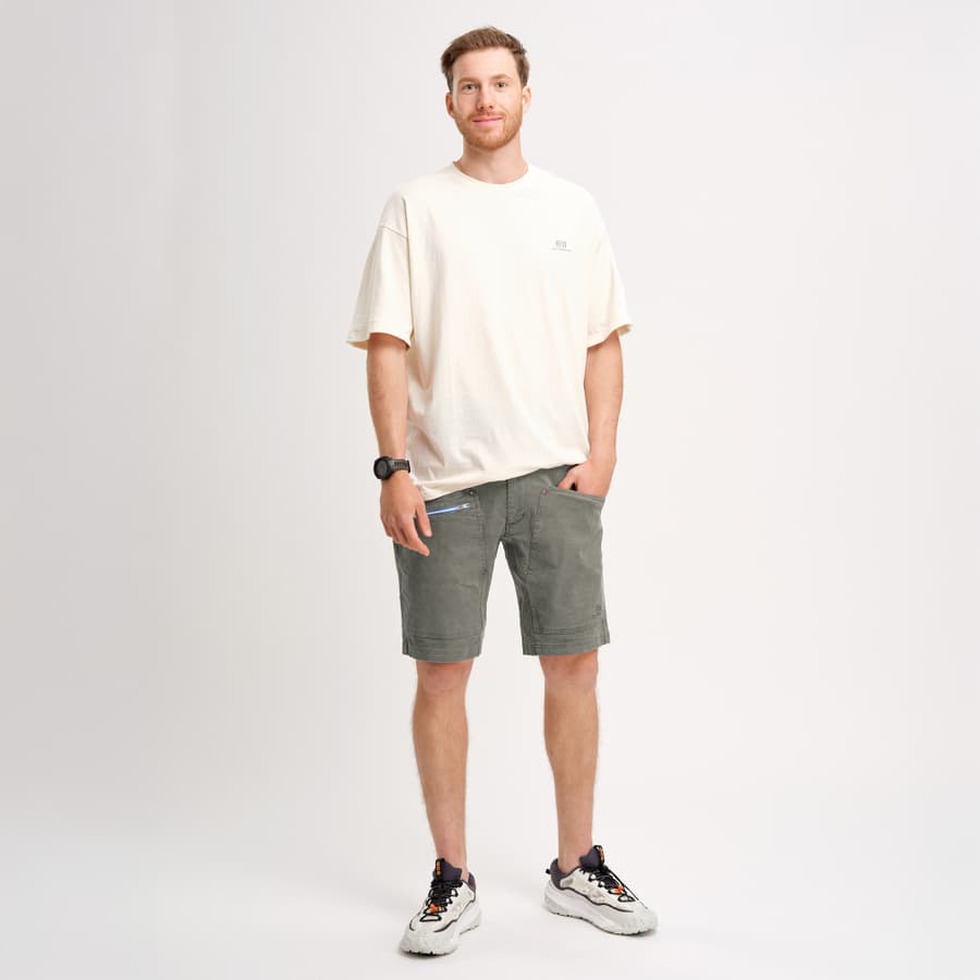 710_8a1437ce03-m_pebble_shorts_219-23717_2-square