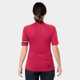 890_e152f3360c-206-22525-3-square