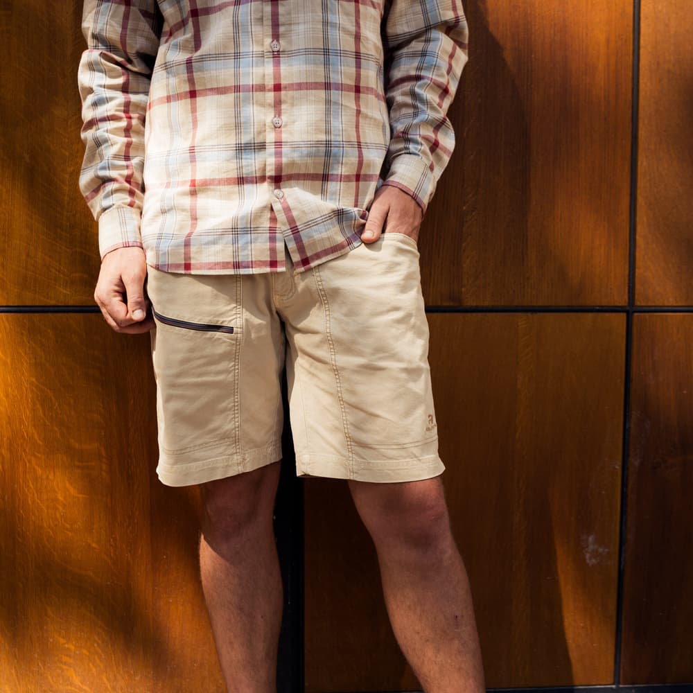 970_e5b2de0c22-simongehr_elevenate-634-full